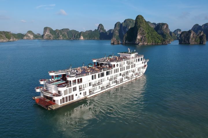 President Cruise 5* - Halong Bay Tour