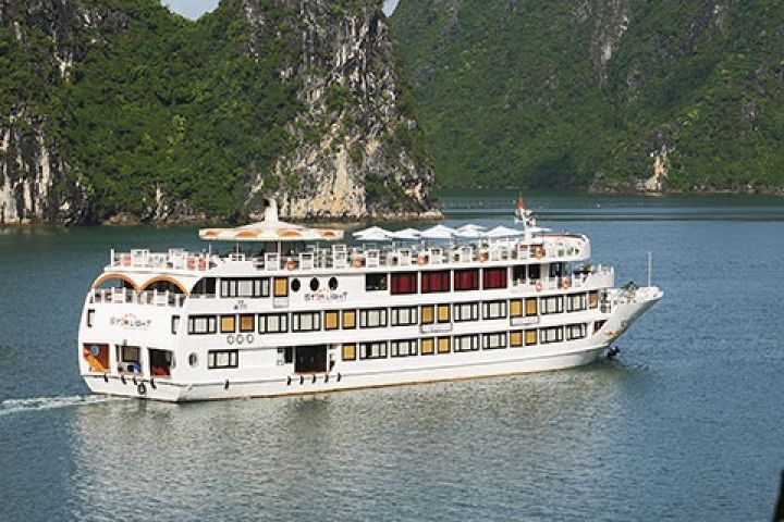 Starlight Cruise 5* (Halong Bay Tour)